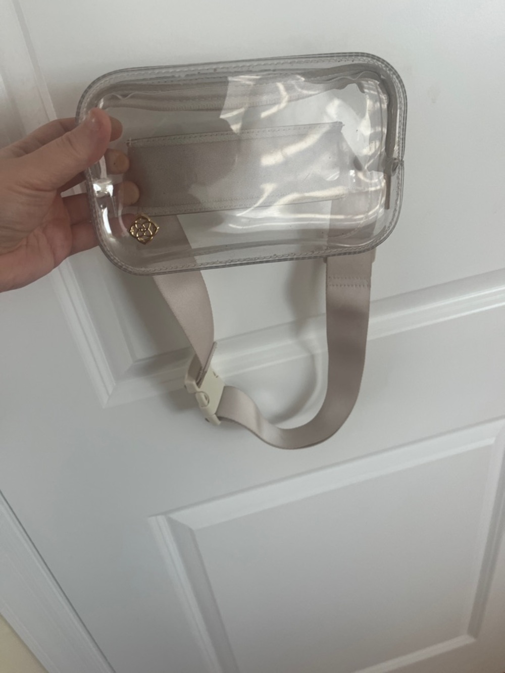 Kendra Scott Clear PVC Crossbody with Beige Trim and Gold Logo